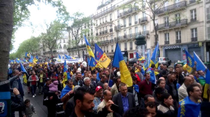 Un Tsunami Kabyle pour l’indépendance a déferlé de Bastille à République