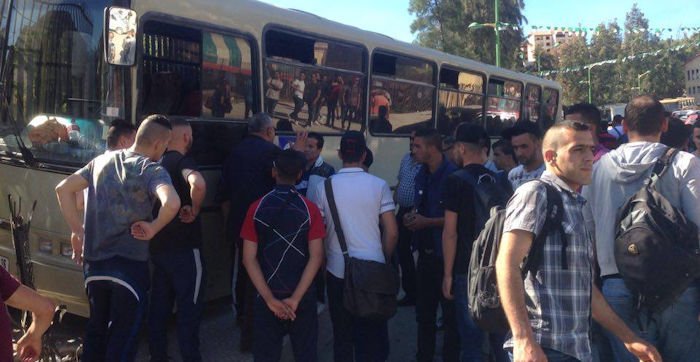 Les freins ayant lâché, un bus finit sa course contre un mur de l’université de Hasnaoua