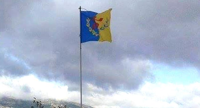 La présence du drapeau kabyle à Tawrirt Meqran menacée : réunion en cours des villageois