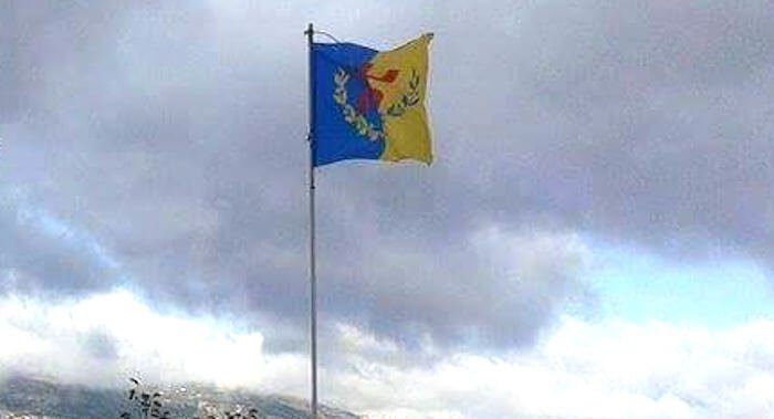 La présence du drapeau kabyle à Tawrirt Meqran menacée : réunion en cours des villageois