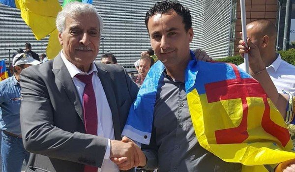 Le militant pacifique kabyle Aksel Bellabbaci est relâché par la mafia d’El Mouradia