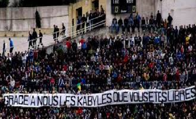 L’ALGÉRIE COLONIALE OUBLIE QUE C’EST GRÂCE AUX KABYLES QU’ELLE EST LIBRE « Akal wid i t-id-iḥerren, cceḥna anwa i tt-yewwin? »L. Matoub