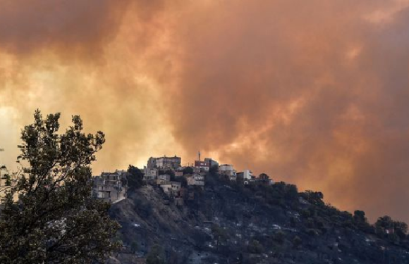 LA KABYLIE EST ATTAQUÉE DE TOUTE PART ET LES KABYLES SONT DEVENUS DES SPECTATEURS DÉSARMÉS