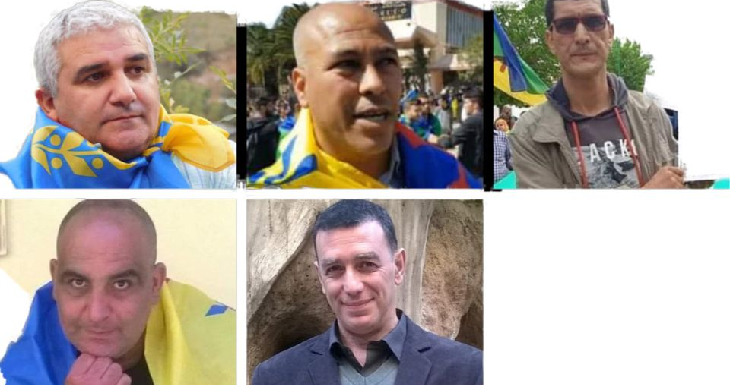 PLUSIEURS DÉTENUS POLITIQUES KABYLES, DEVANT LE TRIBUNAL COLONIAL ALGÉRIEN DE DAR EL-BEIDA AUJOURD’HUI 08/12/2022.
