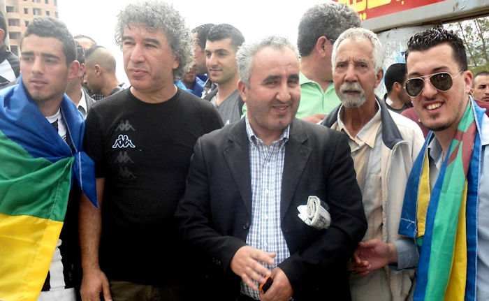 Allas Di Tlelli appelle les internautes à ne pas détruire la formidable dynamique pour l'indépendance de la Kabylie