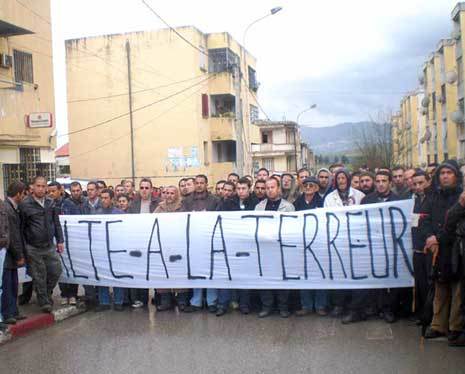 Plusieurs milliers de citoyens d'Imchedallen réclament la libération du jeune Toufik