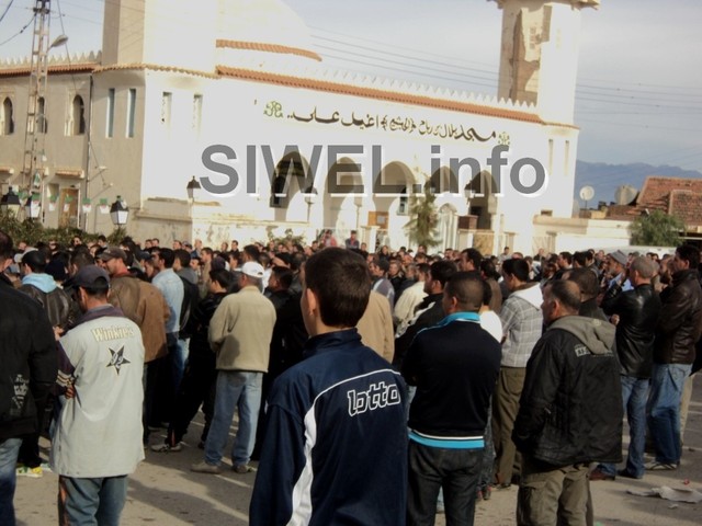 Pour dénoncer l'insécurité: marche à Ighil Ali Pour dénoncer l'insécurité: marche à Ighil Ali