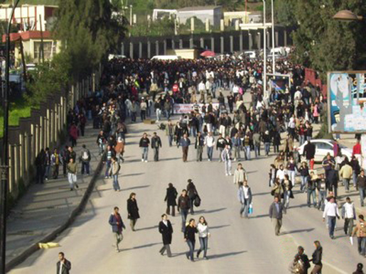Insécurité à Tizi Ouzou : les étudiants sortent dans la rue Insécurité à Tizi Ouzou : les étudiants sortent dans la rue
