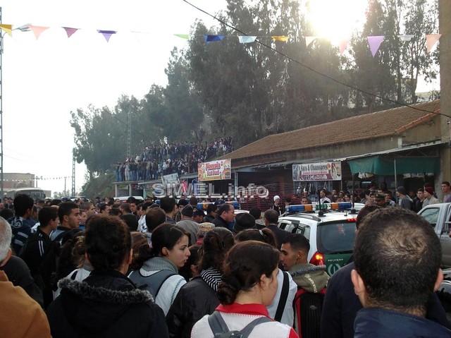 Les manifestations des lycéens continuent en Kabylie Les manifestations des lycéens continuent en Kabylie