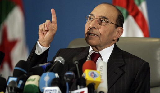 Yazid Zerhouni : « nous avons retenu la leçon du 14 juin 2001 » Yazid Zerhouni : « nous avons retenu la leçon du 14 juin 2001 »