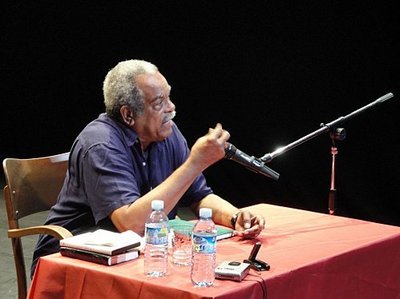 Edouard Glissant décède aujourd'hui à l'âge de 81 ans Edouard Glissant décède aujourd'hui à l'âge de 81 ans