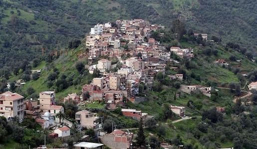 Tizi-Ouzou : le wali réagit aux doléances des villageois de Tamaghoucht Tizi-Ouzou : le wali réagit aux doléances des villageois de Tamaghoucht