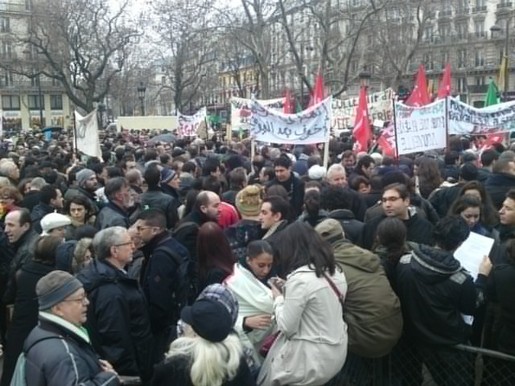 Les Algériens se mobilisent à l'étranger