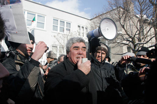 Montréal : soutien à la marche d'Alger Montréal : soutien à la marche d'Alger
