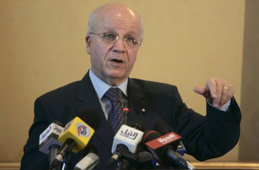 Le ministre algérien des Affaires étrangères confirme la levée de l'état d'urgence « dans les jours prochains » Le ministre algérien des Affaires étrangères confirme la levée de l'état d'urgence « dans les jours prochains »