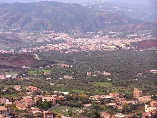 Faux barrage à Tala Oulili (Boghni)