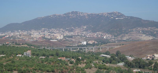 Tizi-Ouzou : les villageois de Ain Zaouia et de Redjaouna révoltés Tizi-Ouzou : les villageois de Ain Zaouia et de Redjaouna révoltés