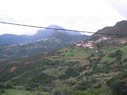 Vgayet : plusieurs routes fermées à Toudja Vgayet : plusieurs routes fermées à Toudja