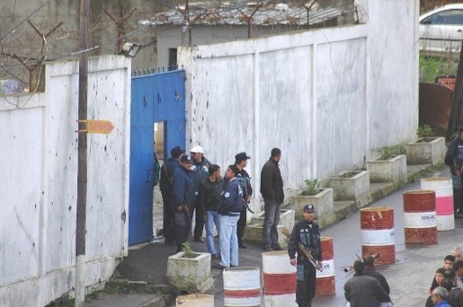 Un attentat kamikaze évité de justesse à Tadmaït Un attentat kamikaze évité de justesse à Tadmaït