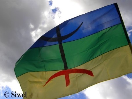 L'Anavad propose l'élaboration d'un drapeau kabyle