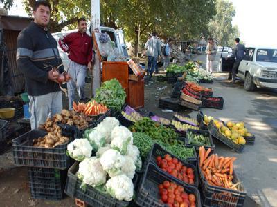 Tizi-Ouzou : les anciens vendeurs des marchés informels organisent une marche de protestation Tizi-Ouzou : les anciens vendeurs des marchés informels organisent une marche de protestation