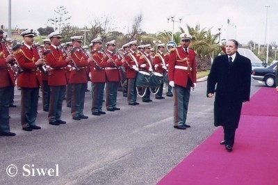 Le président du CNT « étonné » de la position algérienne