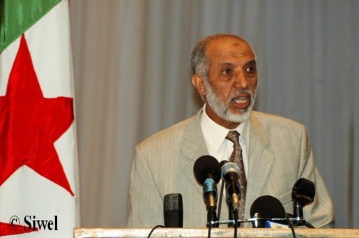 L'Algérie critique les révolutions arabes L'Algérie critique les révolutions arabes