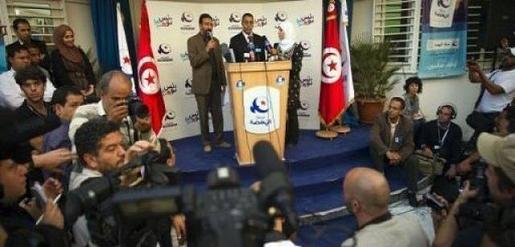 Tunisie : les premiers résultats officiels confirment l'avance d'Ennahda Tunisie : les premiers résultats officiels confirment l'avance d'Ennahda