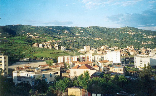 Tizi-Gheniff : les citoyens d'Ameddah ferment la daïra