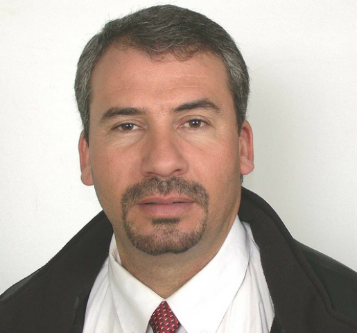 Razik Zouaoui (MAK) libéré par le commissariat de police de Vgayet Razik Zouaoui (MAK) libéré par le commissariat de police de Vgayet