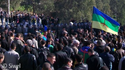 Le MAK-France condamne l'empêchement de la marche du MAK en Kabylie Le MAK-France condamne l'empêchement de la marche du MAK en Kabylie