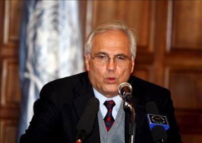 Christopher Ross accuse le Maroc de bloquer le processus de paix au Sahara Christopher Ross accuse le Maroc de bloquer le processus de paix au Sahara