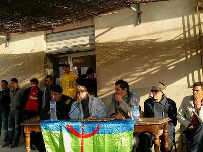 Ahnif : le MAK anime un meeting populaire à Tamellaht Ahnif : le MAK anime un meeting populaire à Tamellaht