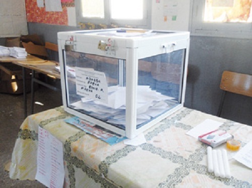 Elections locales en Algérie : 44 % de taux de participation selon le ministre de l'Intérieur Elections locales en Algérie : 44 % de taux de participation selon le ministre de l'Intérieur