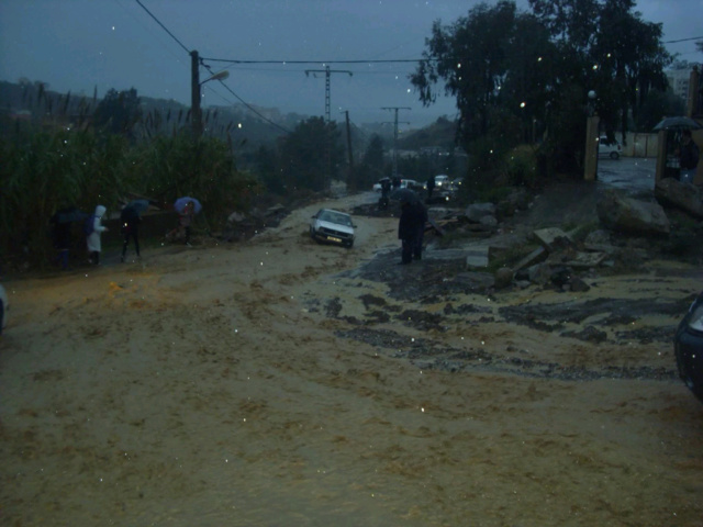 Innondations/ Un début de décembre glissant pour la ville côtière d'Azeffoun