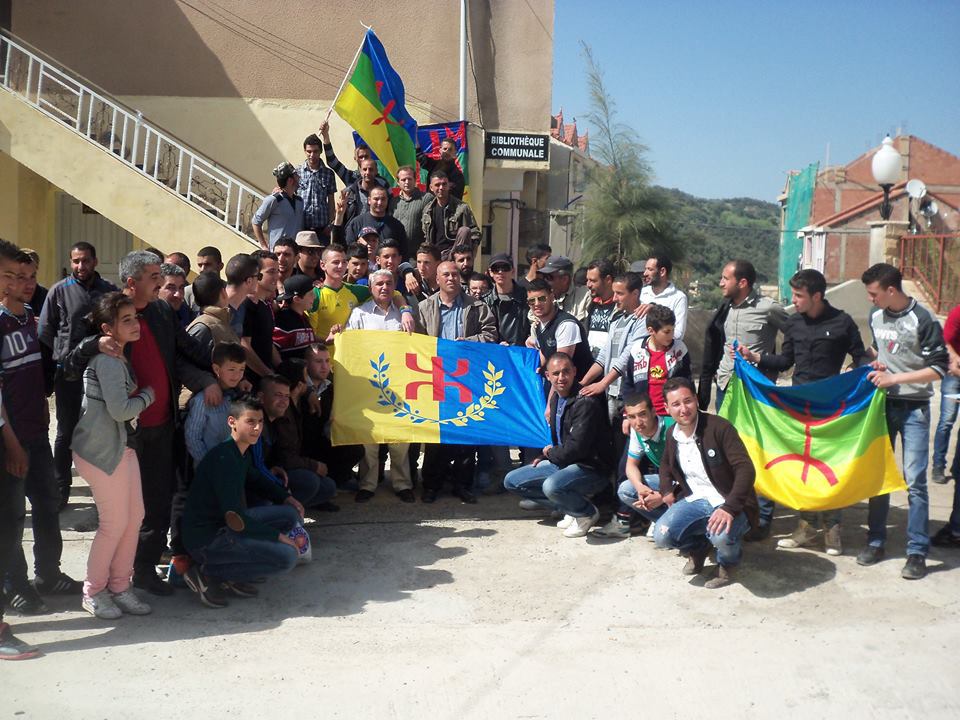 Meeting du MAK à Illilten: Le drapeau kabyle a suscité un véritable engouement populaire