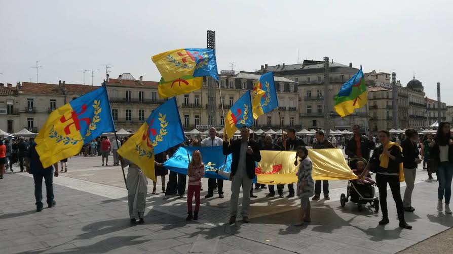 Lever du drapeau kabyle à Montpellier : Journée mémorable pour les kabyles de l'Héraut