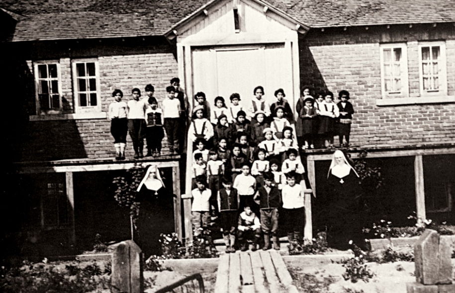 Le Canada demande  Le Canada demande