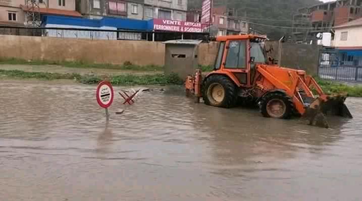 Alerte météo : Neige et inondations en Kabylie