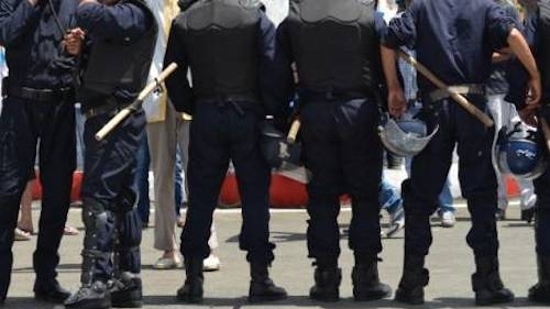At-Dwala grouille de CRS et autres policiers algériens