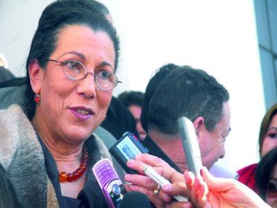 Louiza Hanoune : pour la création d'un ministère délégué pour tamazight Louiza Hanoune : pour la création d'un ministère délégué pour tamazight
