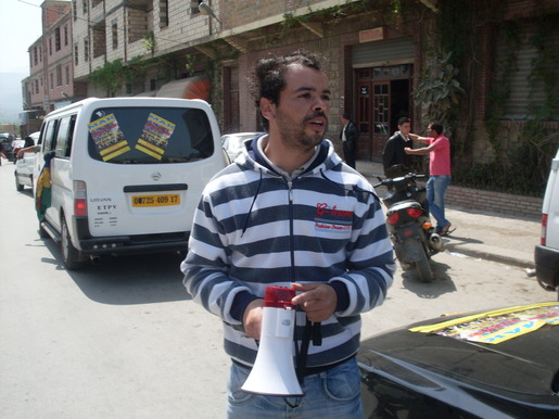 Une caravane du MAK sillonne neuf communes de Vgayet et de Tuviret Une caravane du MAK sillonne neuf communes de Vgayet et de Tuviret