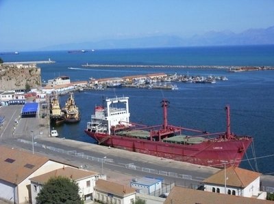 Engagement du projet de réalignement des quais du port de Vgayet Engagement du projet de réalignement des quais du port de Vgayet
