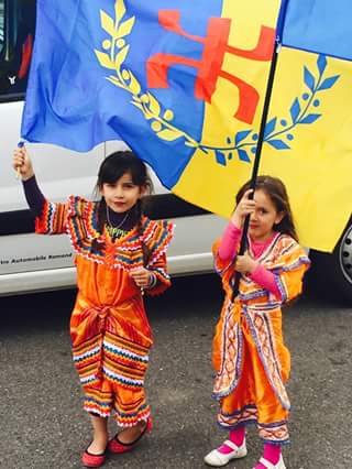 At Waghlis à pied d'œuvre pour la levée du drapeau kabyle