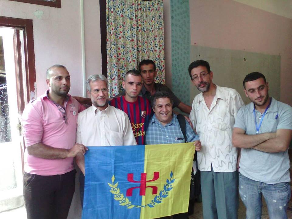 Université d'été du MAK: Les docteurs Hireche et Chemakh plaident pour une synergie kabyle pour sauver la Kabylie. Université d'été du MAK: Les docteurs Hireche et Chemakh plaident pour une synergie kabyle pour sauver la Kabylie.