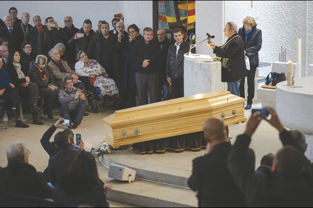 Funérailles de Hocine Ait-Ahmed : le MAK appelle à l'extrême vigilance